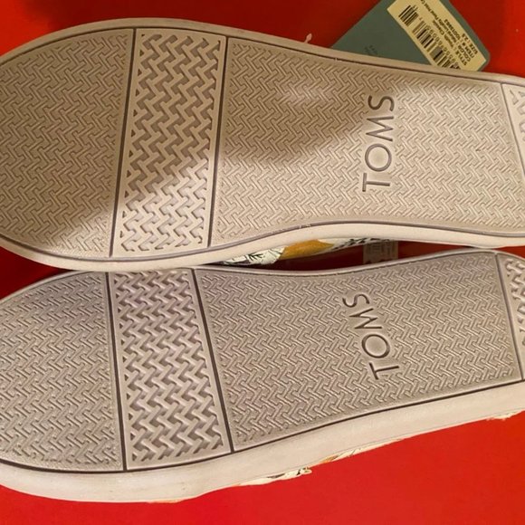 Toms Classic - Natural Locality Floral Print Canvas - Picture 4 of 4